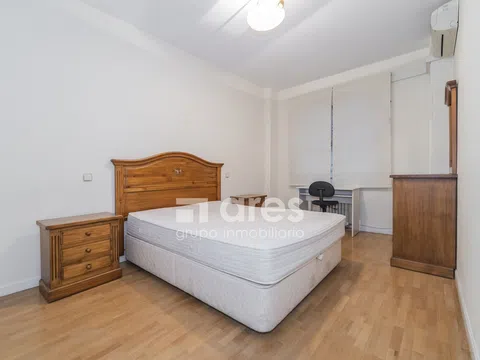 Flat in calle de Diego de León - Photo 9