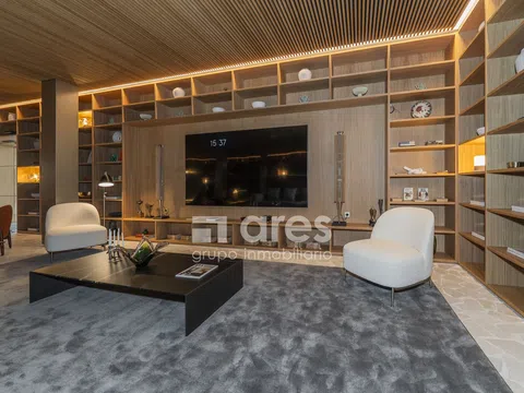 Flat in calle de Javier Ferrero - Photo 13