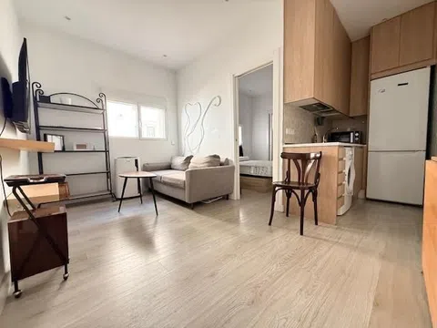 Flat - Photo 2