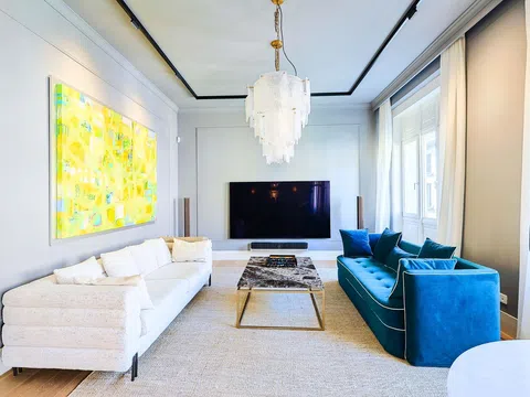 Flat in calle de Fuencarral - Photo 5