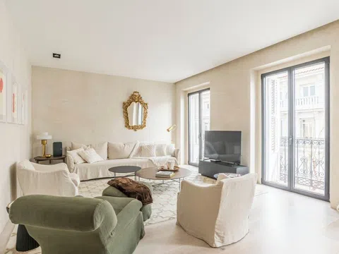 Flat in calle del Monte Esquinza - Photo 5