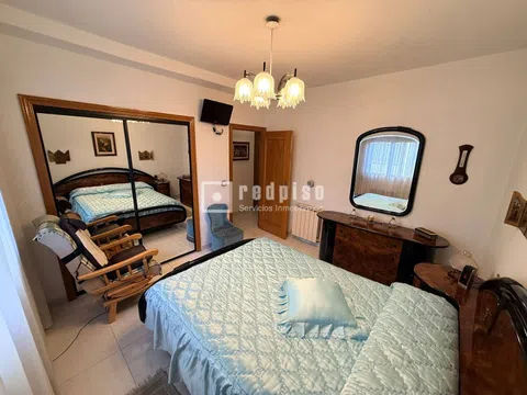Flat in calle Sopetrán - Photo 12
