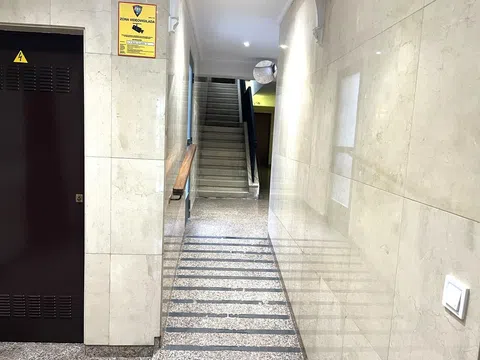 Flat in plaza de Coímbra - Photo 2