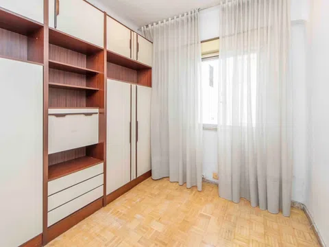 Flat in calle de Narciso Serra - Photo 15