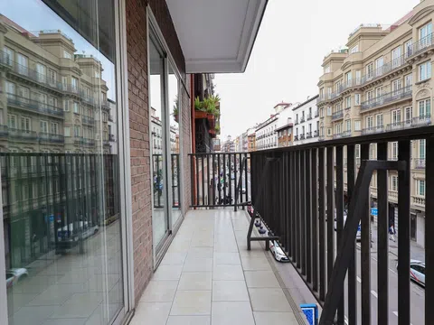 Flat in calle de Atocha - Photo 11