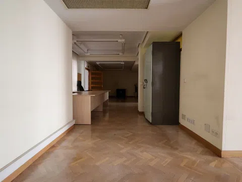 Flat in calle de Atocha - Photo 13