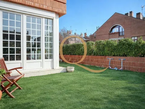 Semi-detached house - Photo 4
