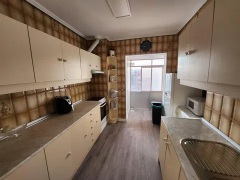Flat in calle Esteban Collantes - Photo 15