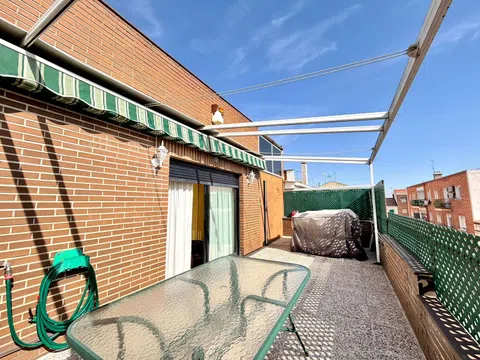 Penthouse in calle Ángel Ripoll - Photo 2