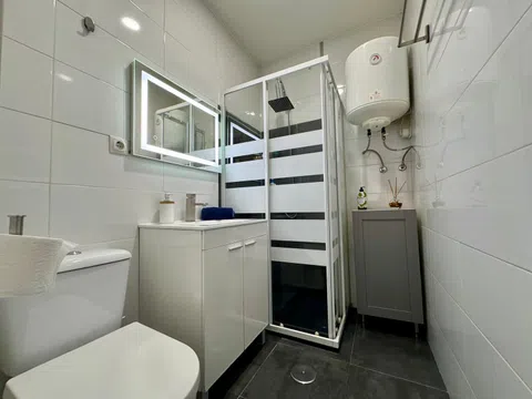 Duplex in CL Jose Maria Pereda - Photo 16