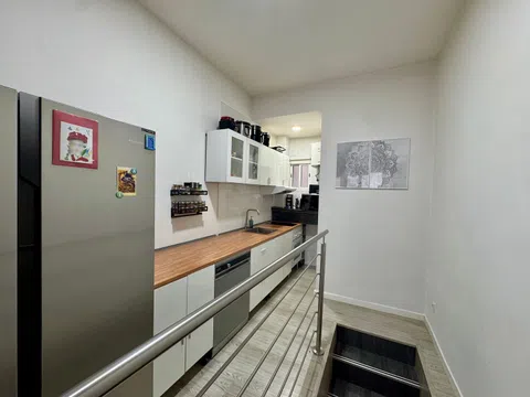 Duplex in CL Jose Maria Pereda - Photo 8