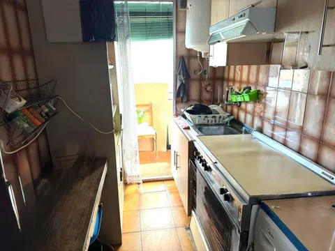 Flat in calle de Alejandro Morán - Photo 3