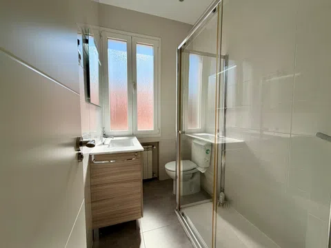 Flat in calle de Anastasio Aroca - Photo 12
