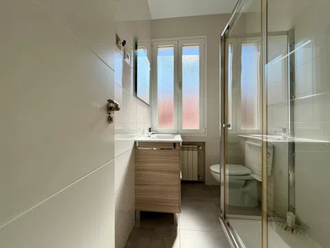 Flat in calle de Anastasio Aroca - Photo 13