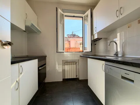 Flat in calle de Anastasio Aroca - Photo 15