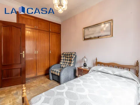 Flat in calle de Marcelo Usera - Photo 16