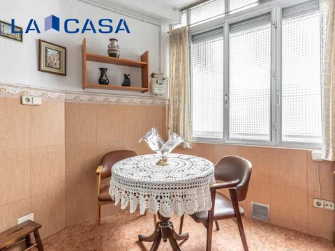Flat in calle de Marcelo Usera - Photo 18