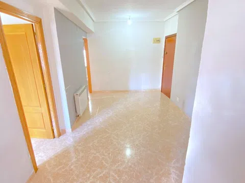 Flat in plaza de San Vicente de Paúl - Photo 2