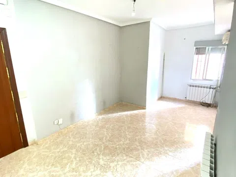 Flat in plaza de San Vicente de Paúl - Photo 4