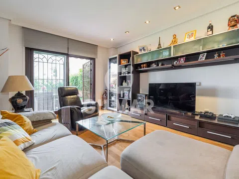 Duplex - Photo 9