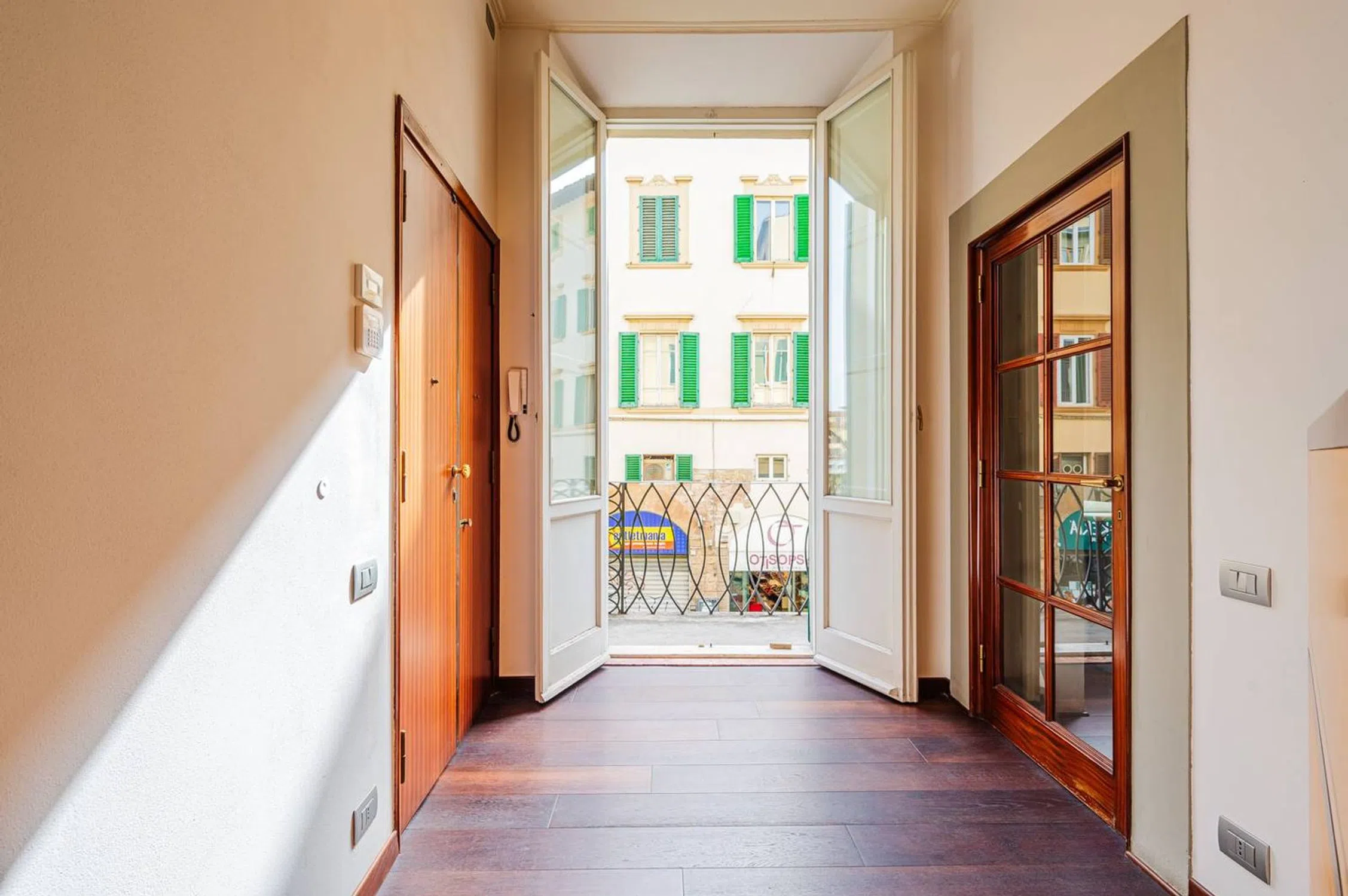 Appartamento in piazza Nazario Sauro - Photo 15