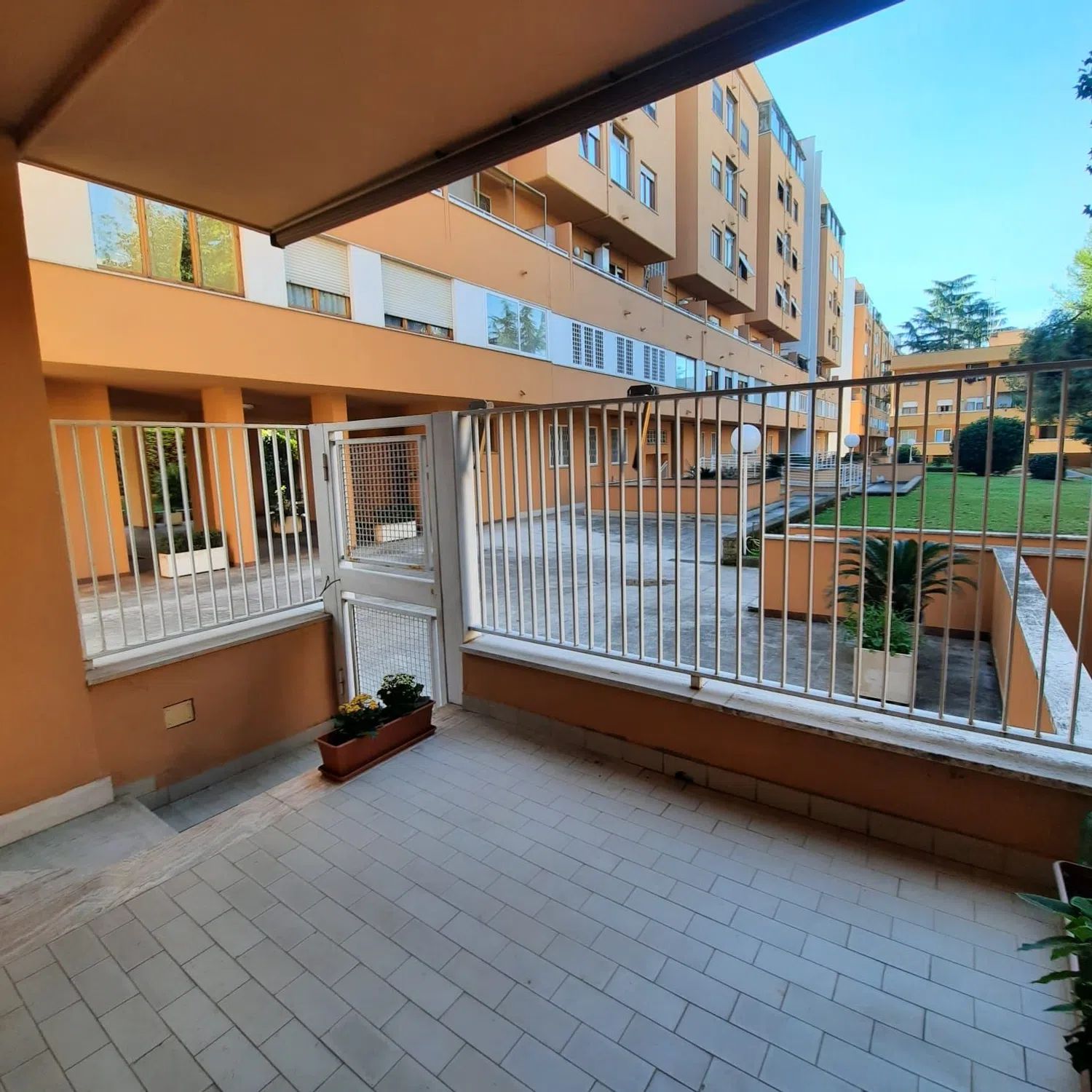Appartamento su due piani in via Giampiero Combi s.n.c. - Photo 6