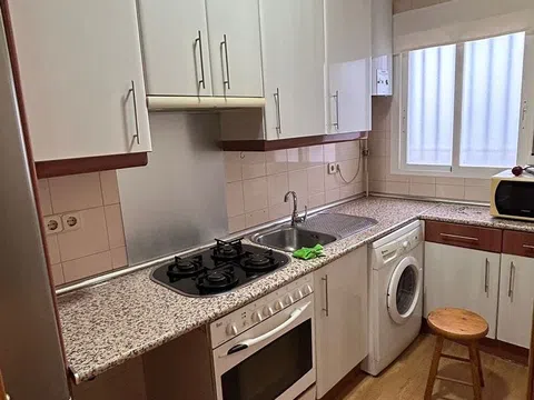 Flat in calle de José del Hierro, 60 - Photo 4