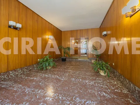 Flat in calle de Narváez - Photo 11