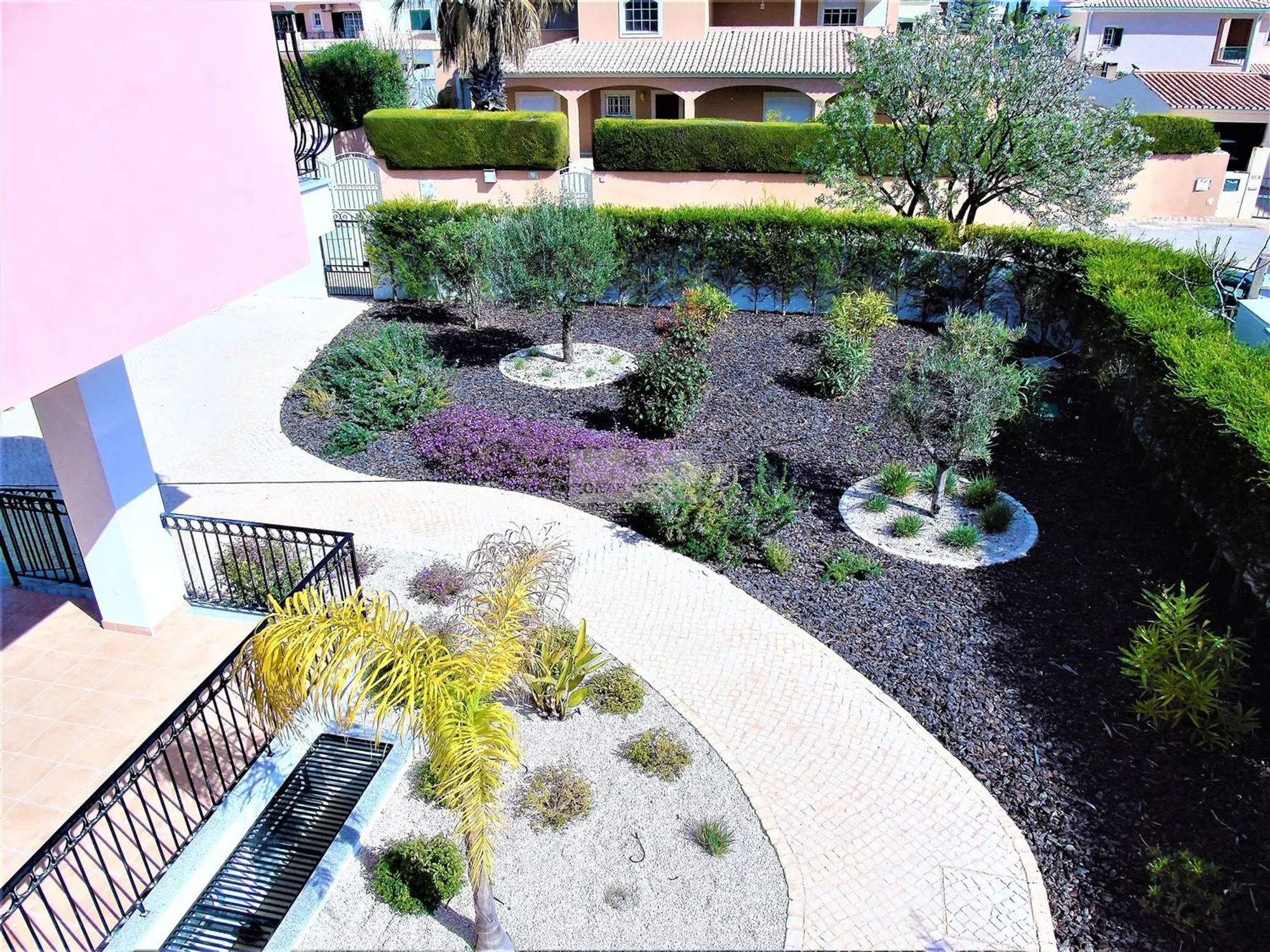 Moradia - Photo 16