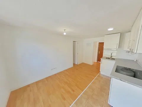 Flat - Photo 3