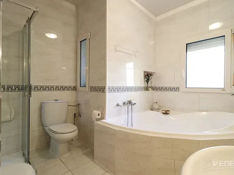 Flat in calle Teresita González Quevedo - Photo 19