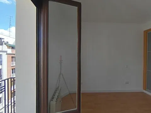 Flat in calle de Donoso Cortés, 5 - Photo 1