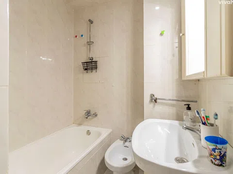 Flat in avenida Donostiarra - Photo 11