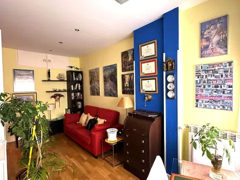 Studio - Photo 6