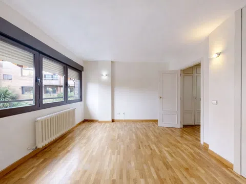 Flat in calle de Manuel del Valle - Photo 12
