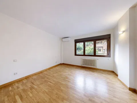 Flat in calle de Manuel del Valle - Photo 16