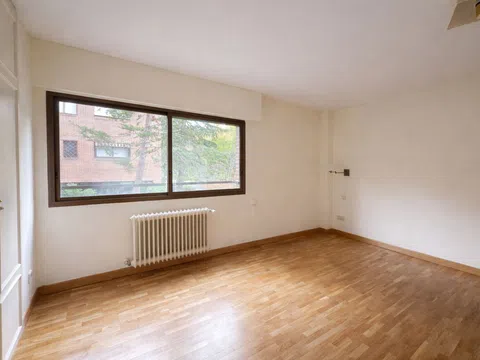 Flat in calle de Manuel del Valle - Photo 17