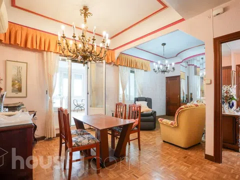 Flat in calle del Doctor Esquerdo - Photo 1