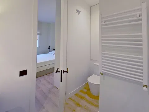 Flat in calle de la Infanta Mercedes - Photo 16