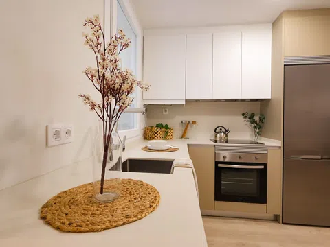 Flat in calle Alcalá - Photo 18