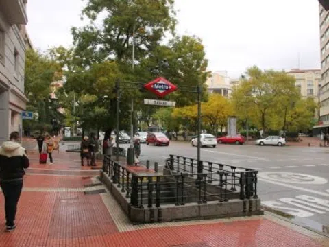 Flat in calle de Sandoval - Photo 7
