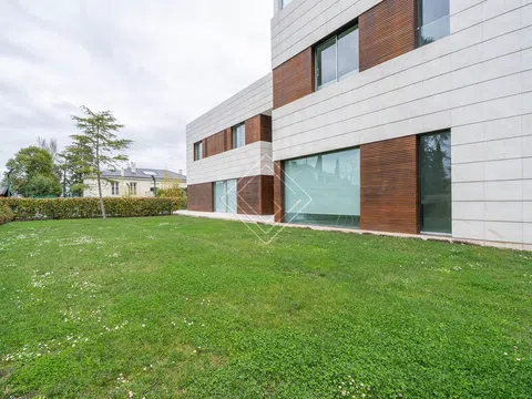Detached house - Photo 13