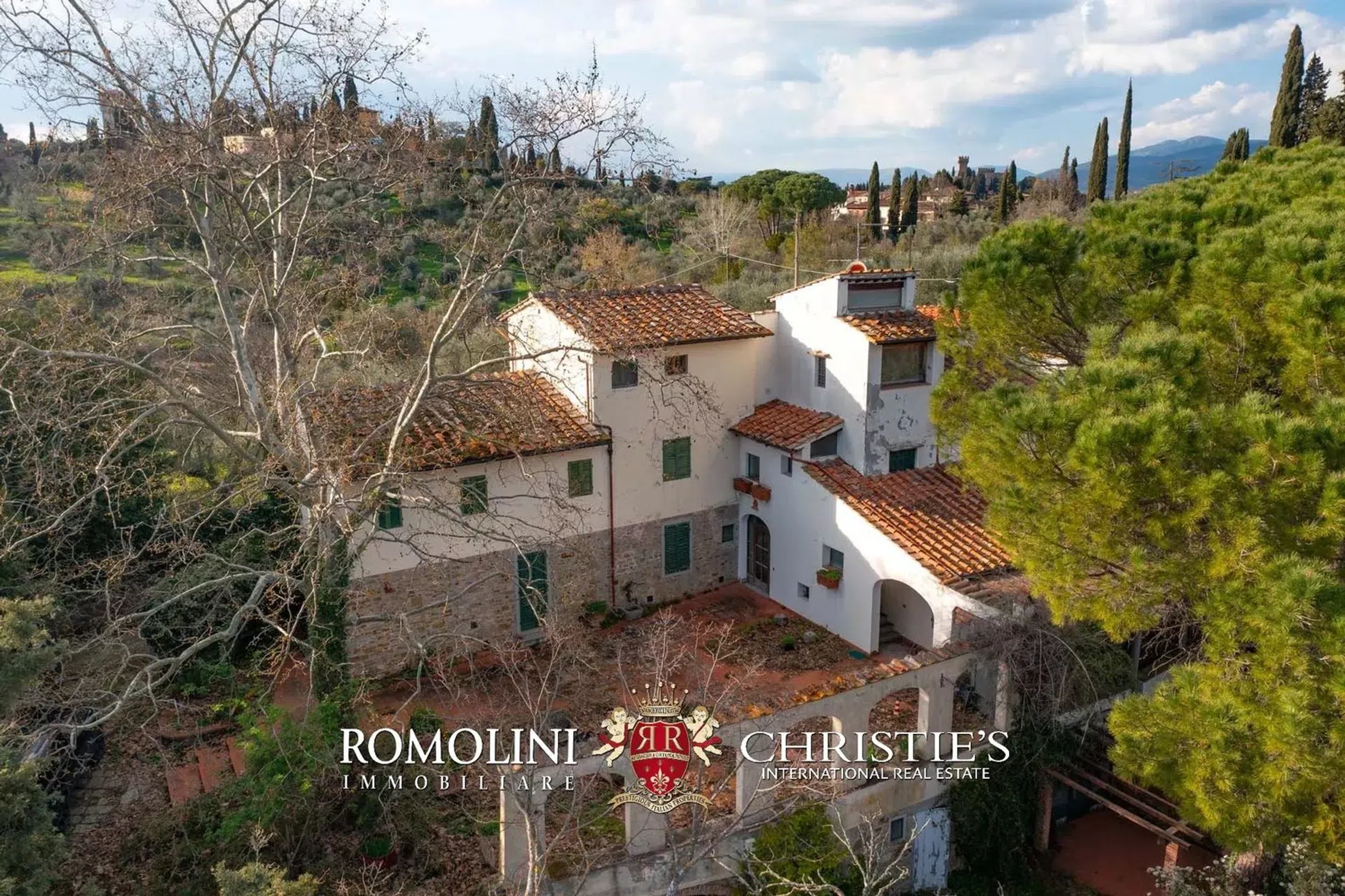 Villa - Photo 3