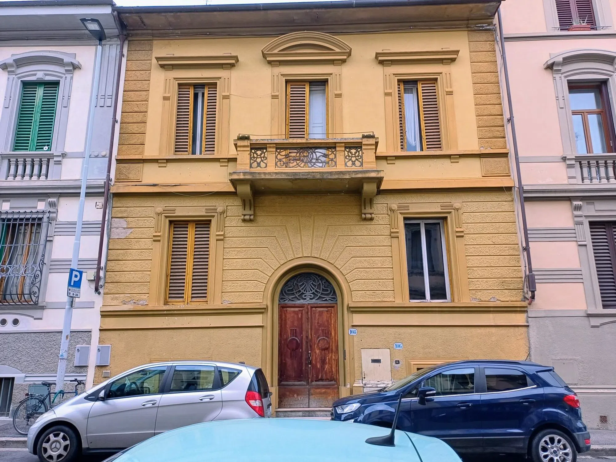 Appartamento su due piani in via Brunetto Latini - Photo 1