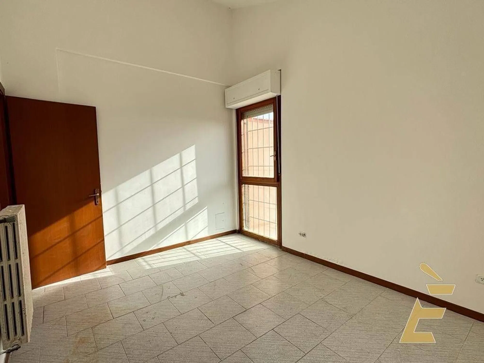 Appartamento su due piani in via Vincenzo Petra s.n.c. - Photo 17