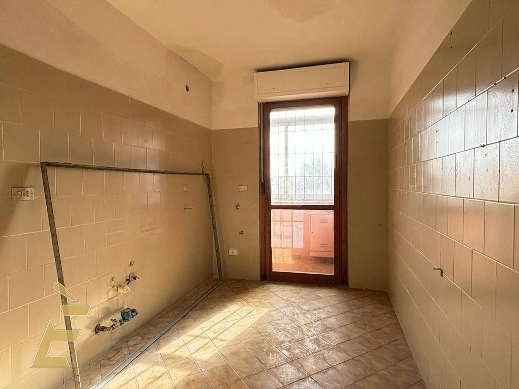 Appartamento su due piani in via Vincenzo Petra s.n.c. - Photo 19