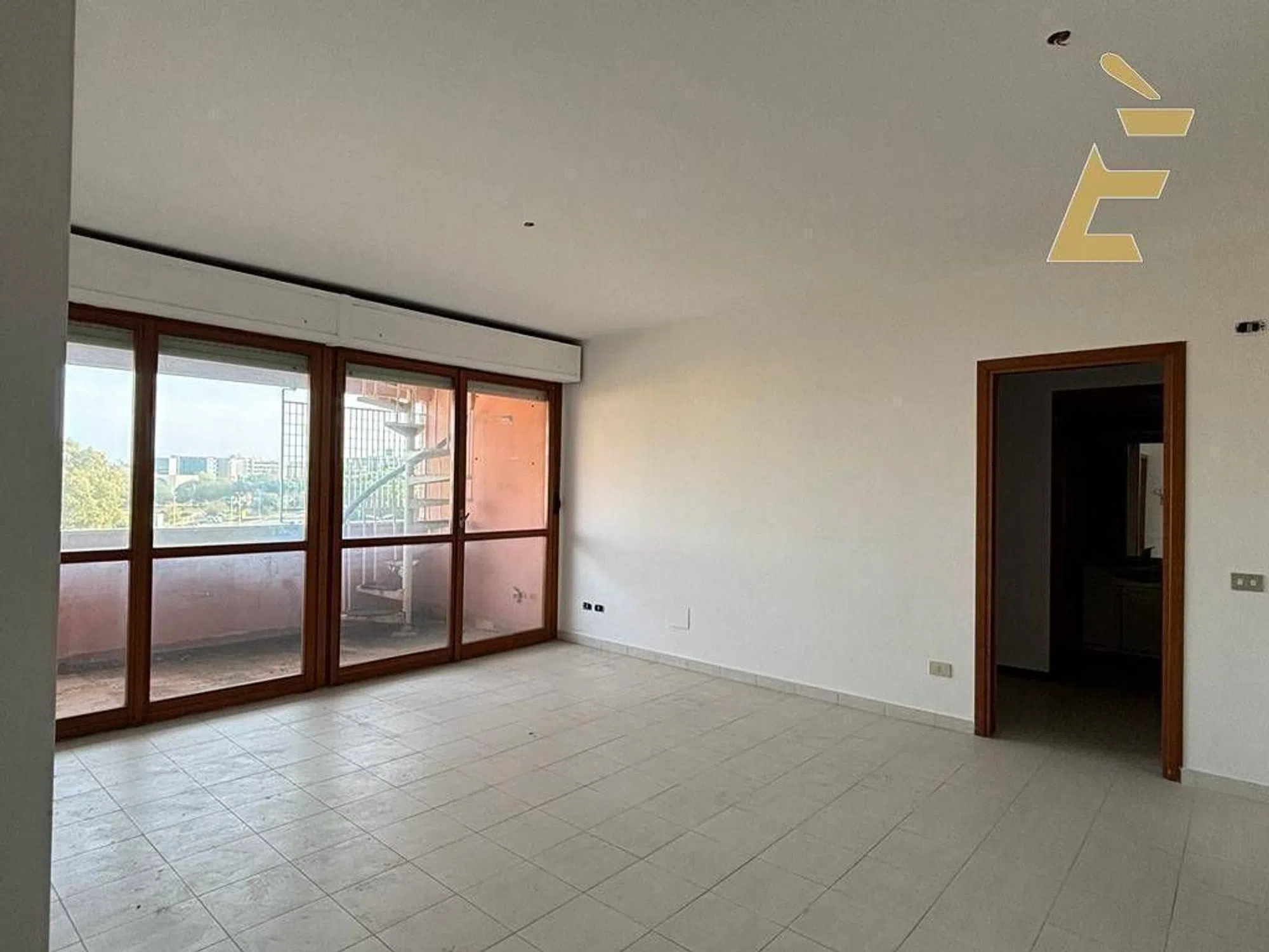 Appartamento su due piani in via Vincenzo Petra s.n.c. - Photo 7