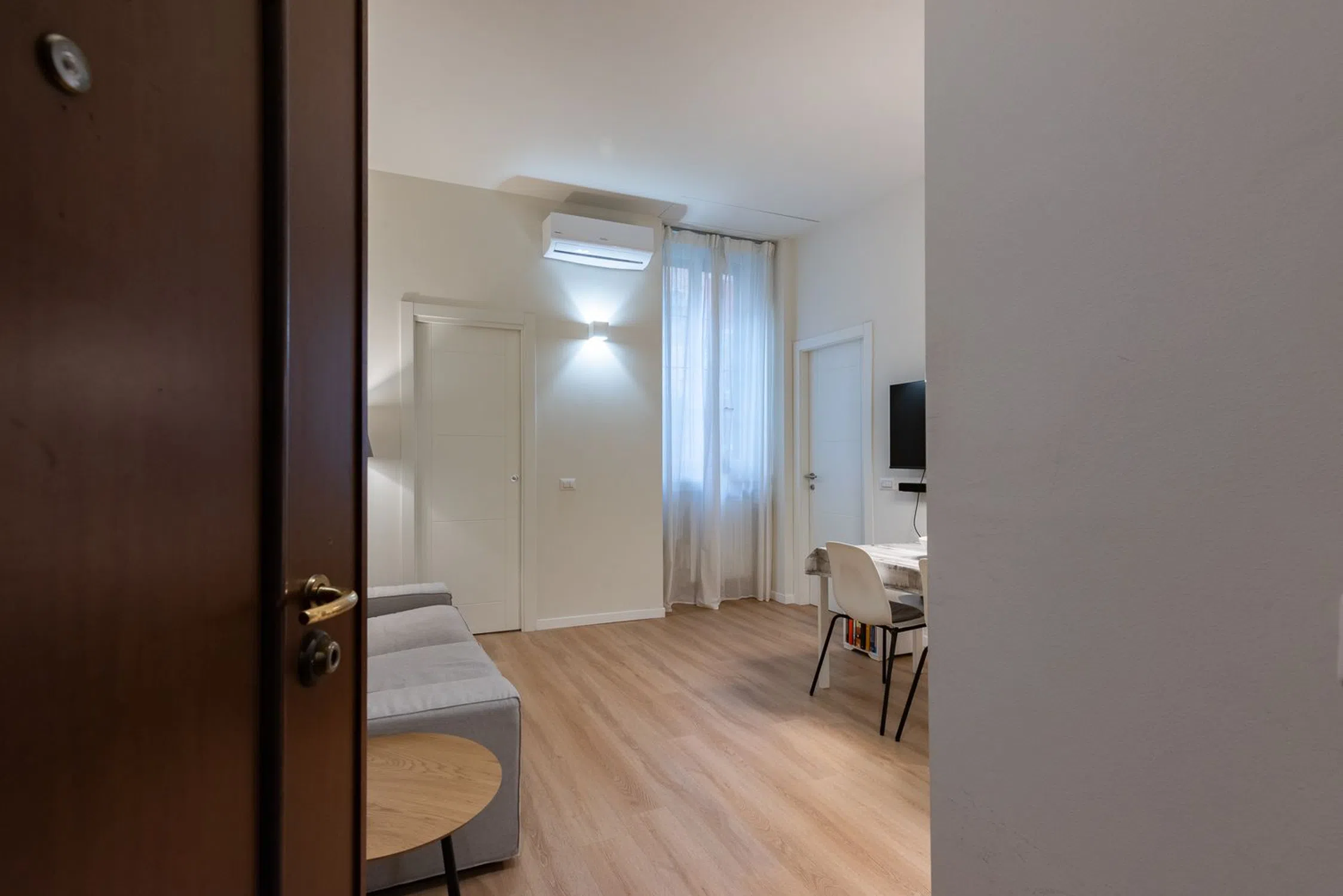 Bilocale in via Negroli, 5 - Photo 2
