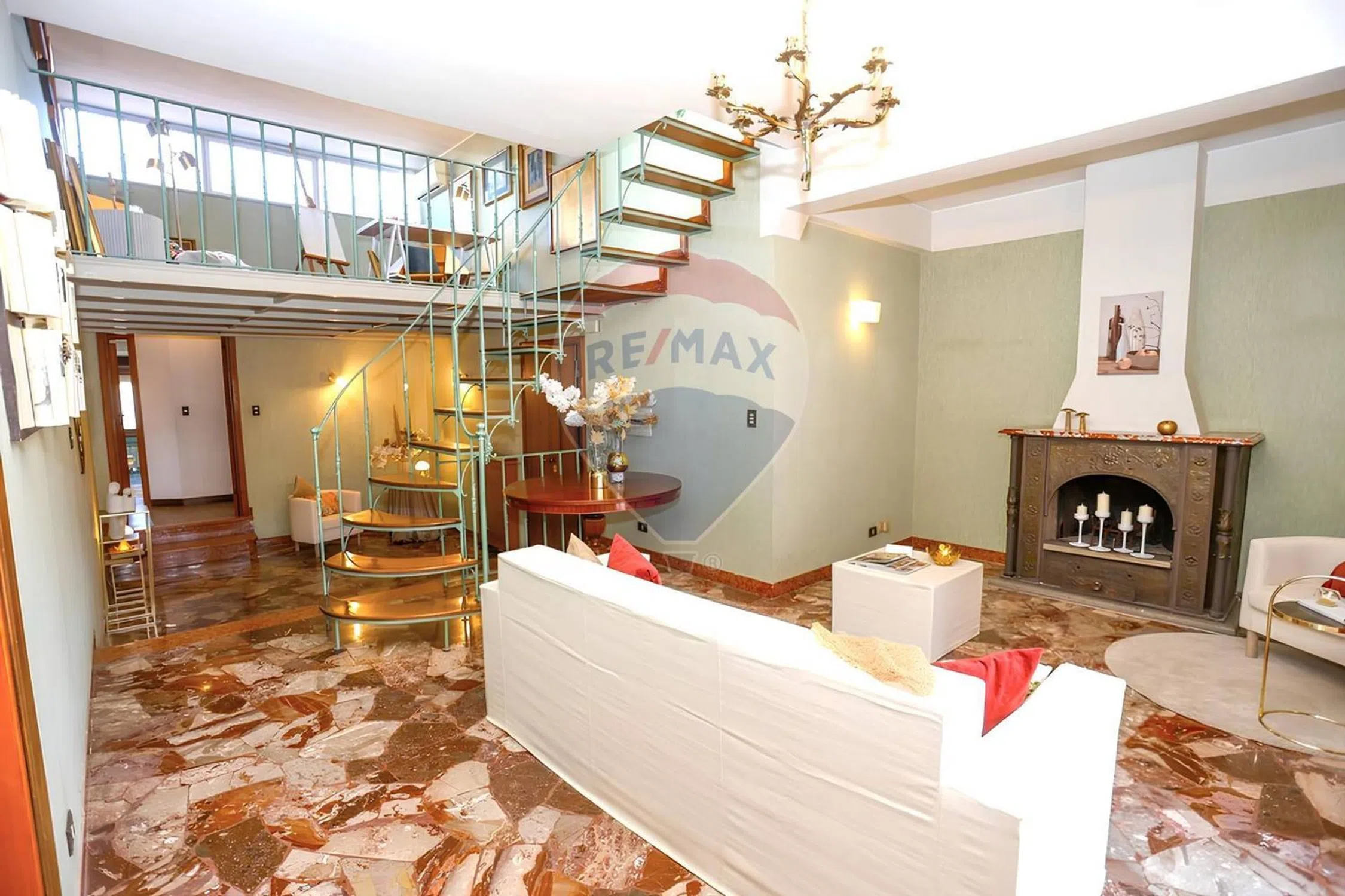 Appartamento in via al Quarto Miglio, 97 - Photo 2