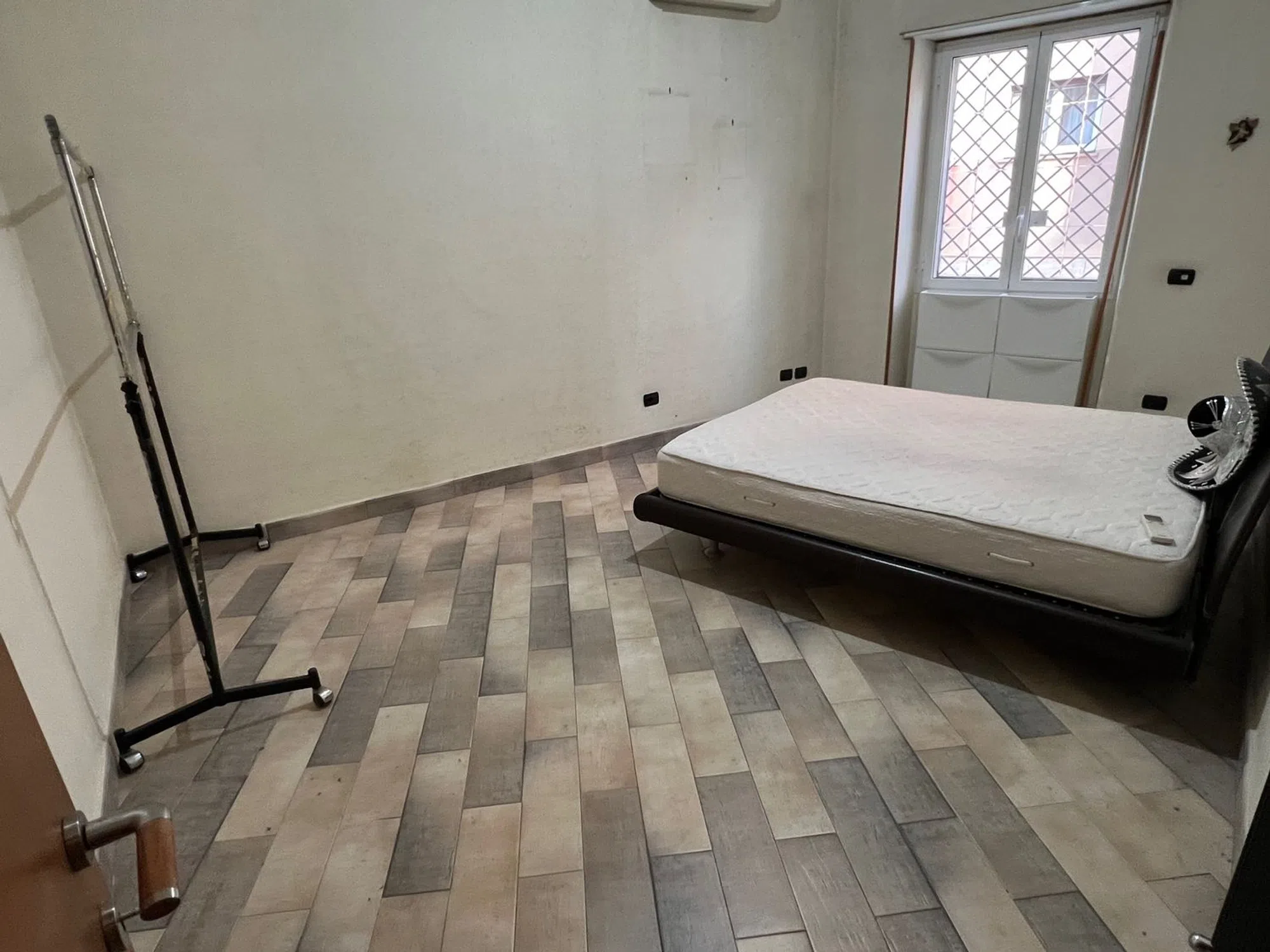 Trilocale in via Graziano s.n.c. - Photo 14